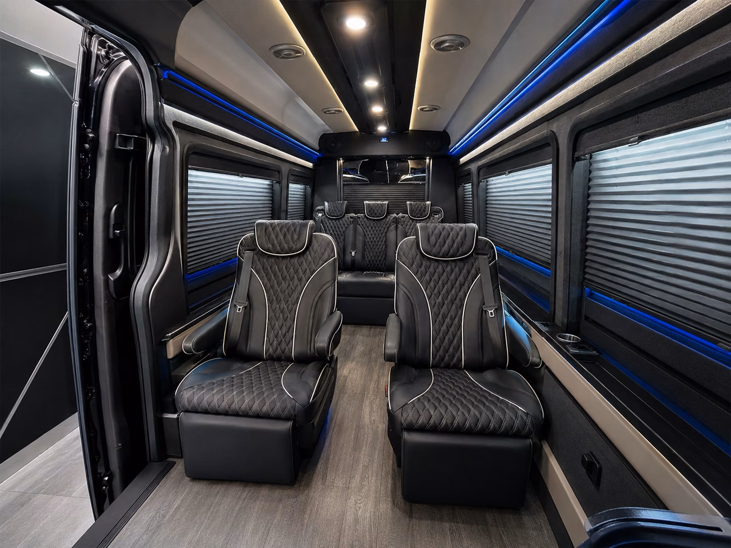 airport shuttle buses for yale university groups and events