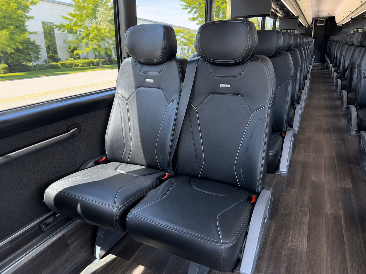 shuttle guests between downtown hotels and the new haven green with ease