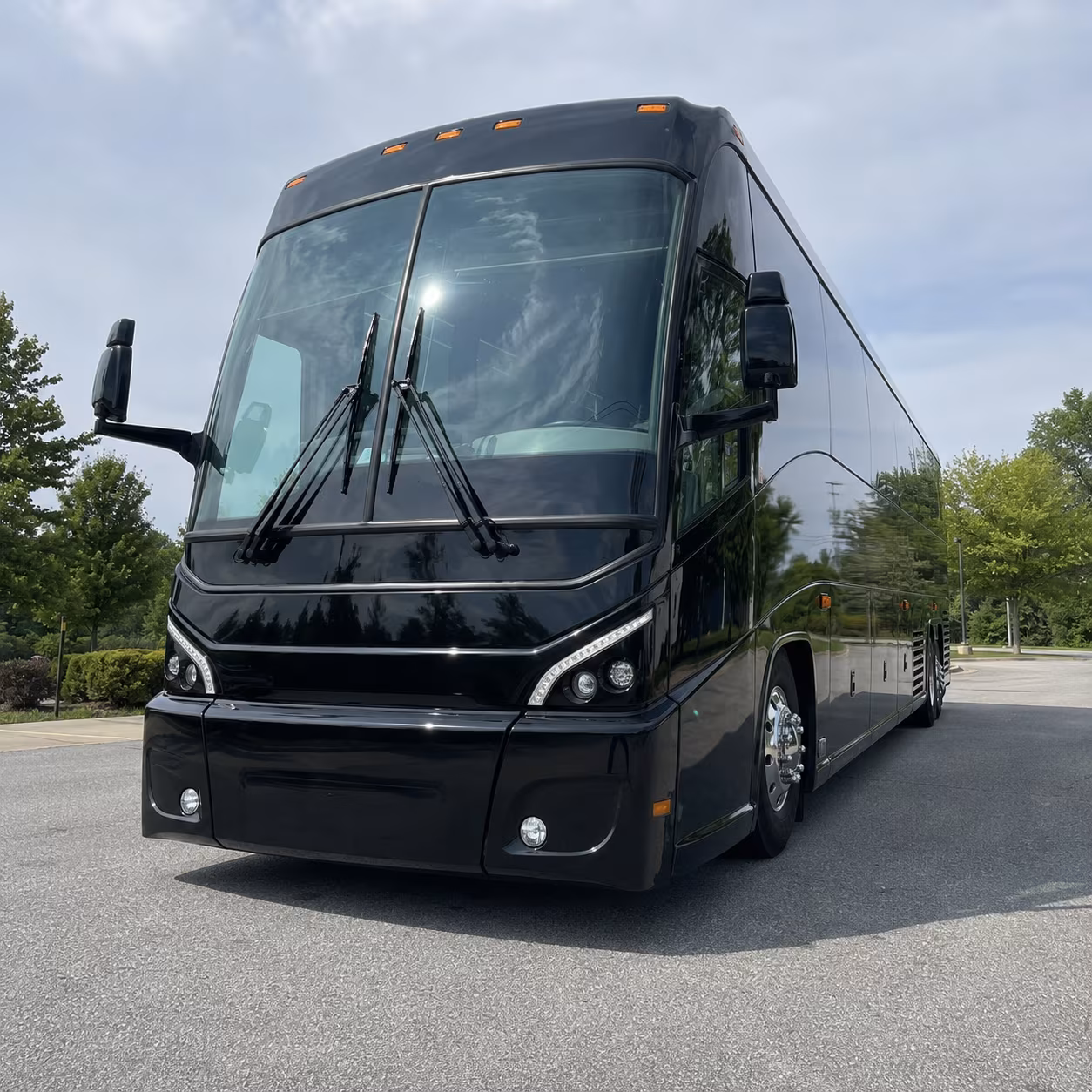 shuttles between new haven union station metro north and your workplace